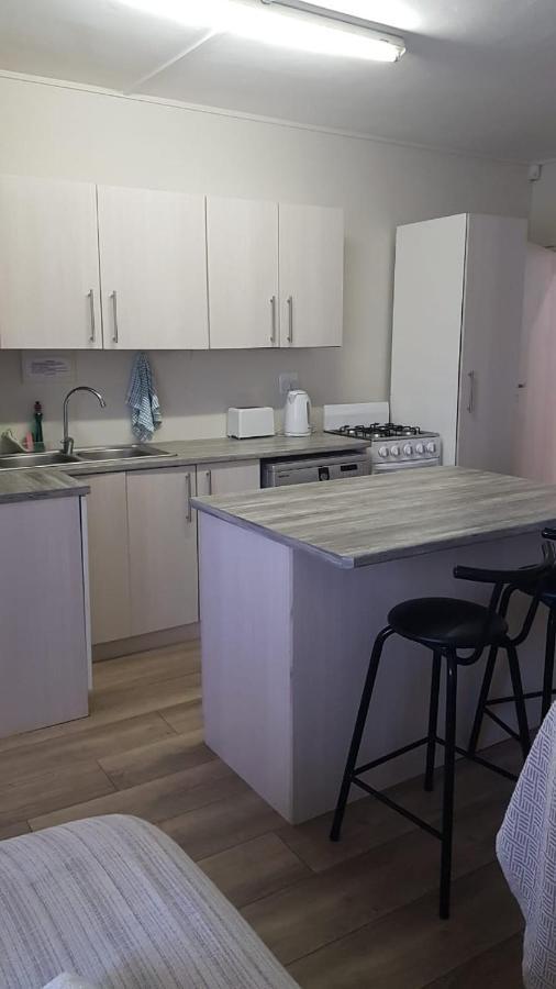 Albatross Beach Guest House 제프리스 베이 외부 사진