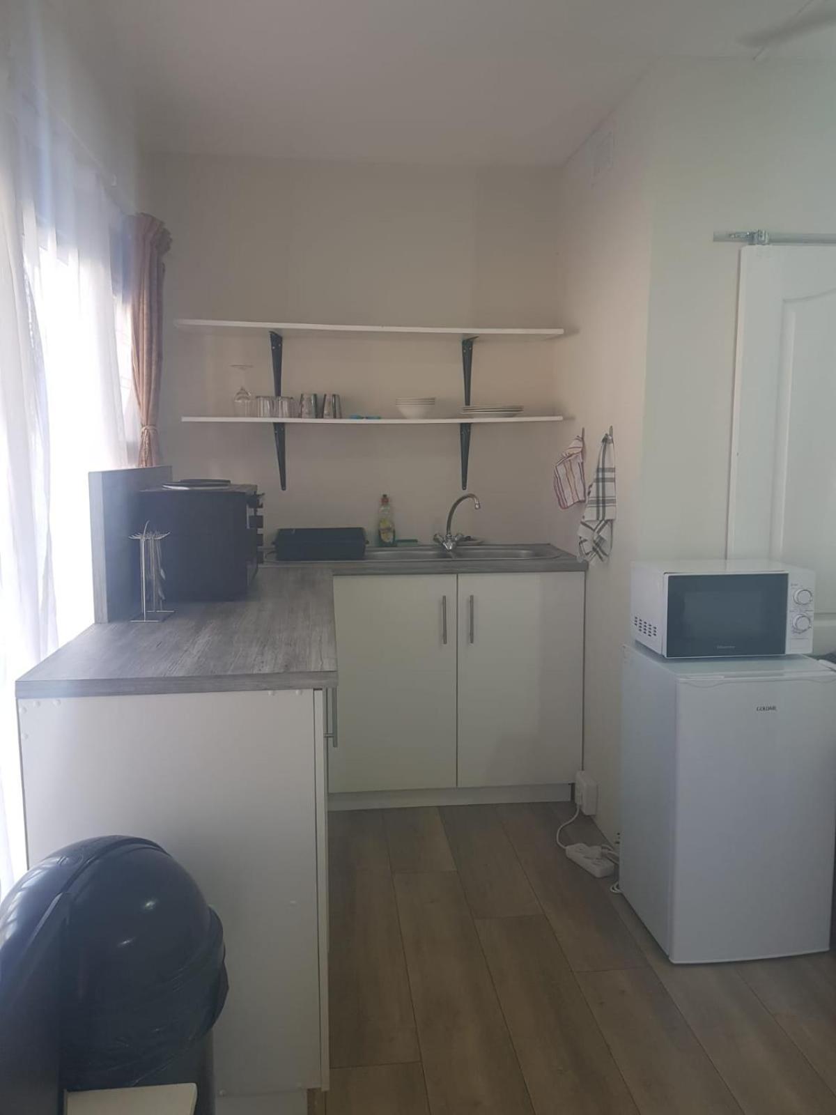 Albatross Beach Guest House 제프리스 베이 외부 사진